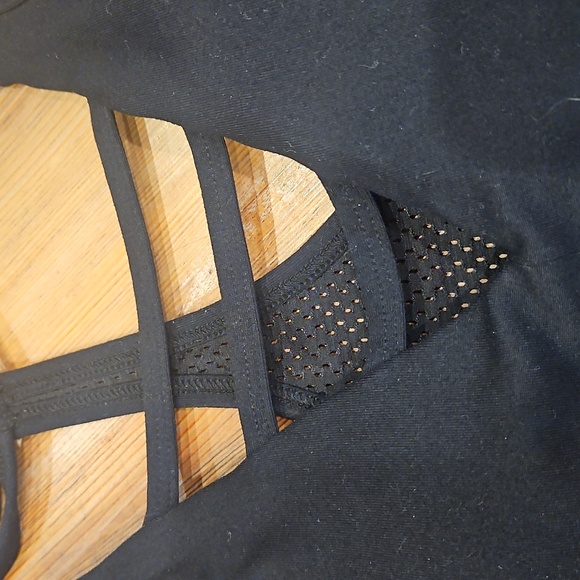 Zyia active Black Strappy Sports Bra - Picture 2 of 4